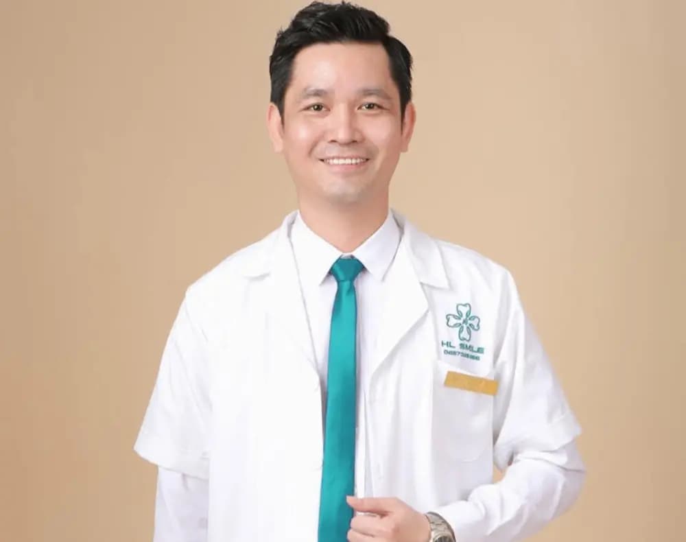 Bác sĩ Tạ Duy Thuận có chuyên môn cao tại Nha khoa HL Smile