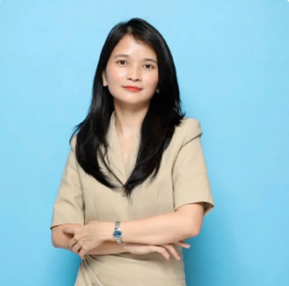 Bác sĩ Lê Thị Hoa  có chuyên môn cao tại Nha Khoa Sunleaf