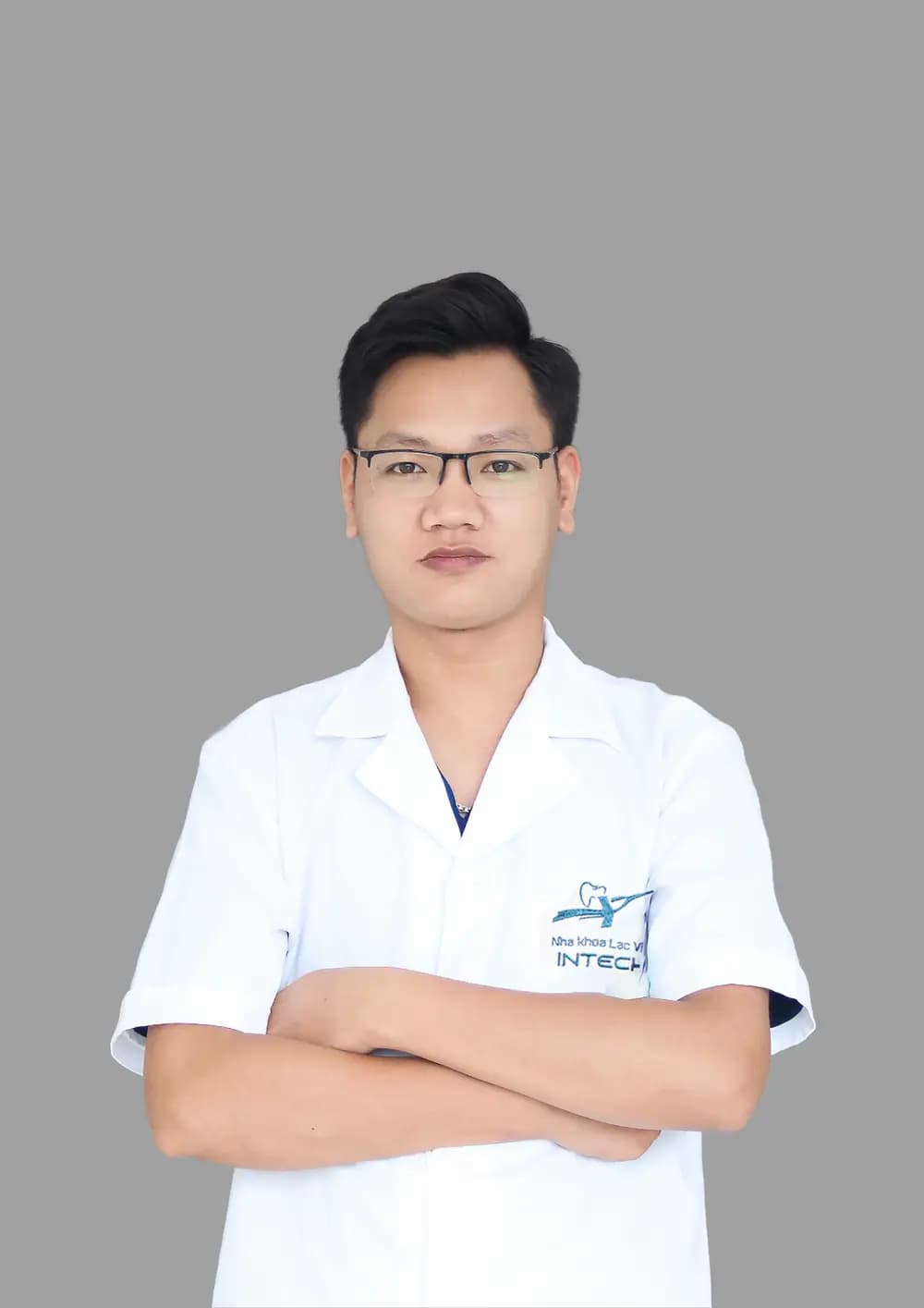 Bác sĩ Mai Minh Vương có chuyên môn cao tại Nha khoa Lạc Việt Intech