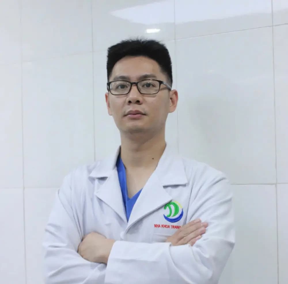 Bác sĩ Nguyễn Đăng Phúc có chuyên môn cao tại Nha Khoa Trang Dung