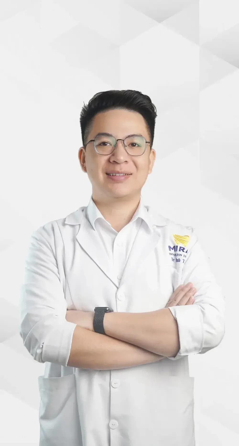 Bác sĩ Chử Minh Toàn  có chuyên môn cao tại Nha Khoa Tương Lai Mirai