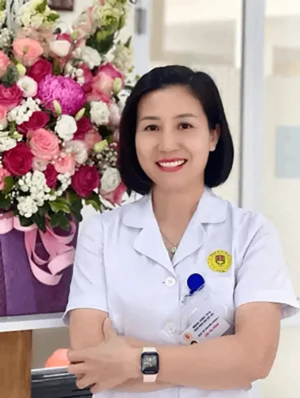 Bác sĩ Lưu Thị Hồng có chuyên môn cao tại Nha khoa Adela