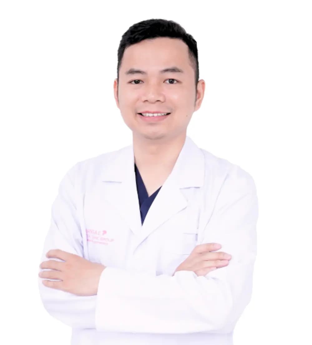 Bác sĩ Bác sĩ Phạm Tiến Dũng có chuyên môn cao tại Nha khoa Singae Dental