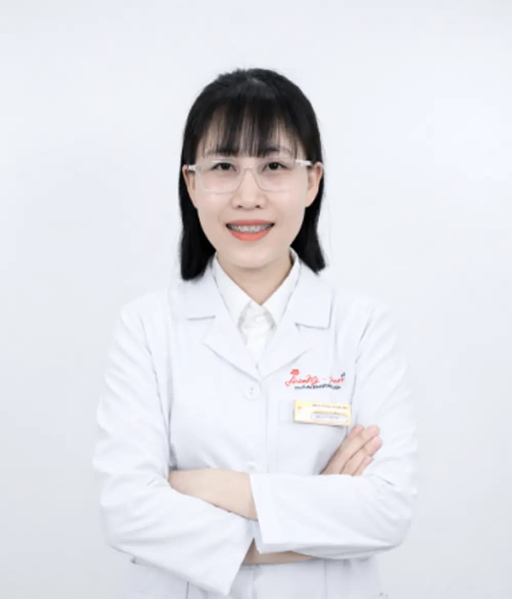 Bác sĩ Bác sĩ Lê Thị Bình có chuyên môn cao tại Nha khoa YenLe Dental - Thương hiệu mới của Nha khoa Hoàn Mỹ