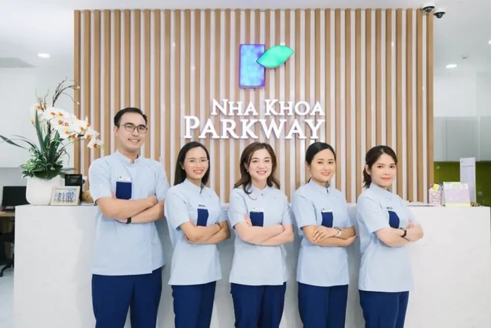 Nha Khoa Parkway