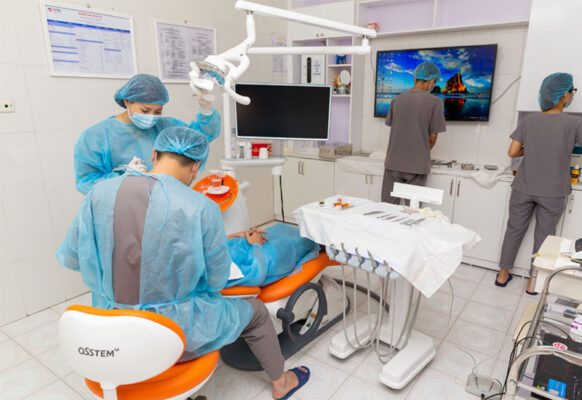 Các phòng khám nha khoa ở Huyện Cần Giờ hội tụ đội ngũ bác sĩ chuyên môn vững, trang thiết bị hiện đại và chi phí hợp lý