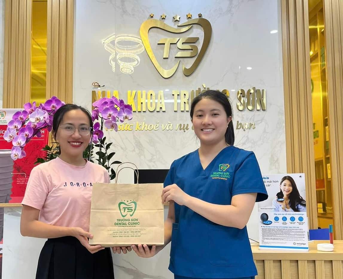 Nha khoa Trường Sơn chú trọng đầu tư vào chuyên môn, công nghệ và dịch vụ khách hàng để đảm bảo mỗi ca điều trị đều đạt kết quả tối ưu