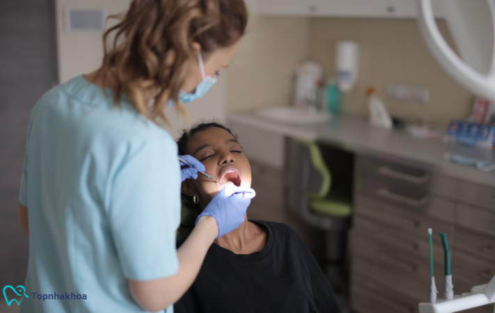 Nha khoa Lạc Việt Intech được biết đến với hệ thống trang thiết bị hiện đại và đội ngũ bác sĩ nhiều năm kinh nghiệm