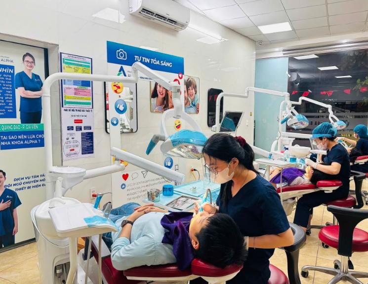 Điểm nổi bật của nha khoa Alpha nằm ở định hướng phát triển chuyên sâu trong lĩnh vực thẩm mỹ Răng Hàm Mặt