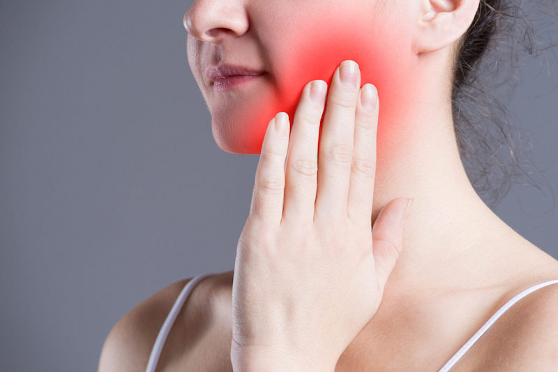 Mất răng cấm lâu dần dẫn đến viêm khớp thái dương hàm